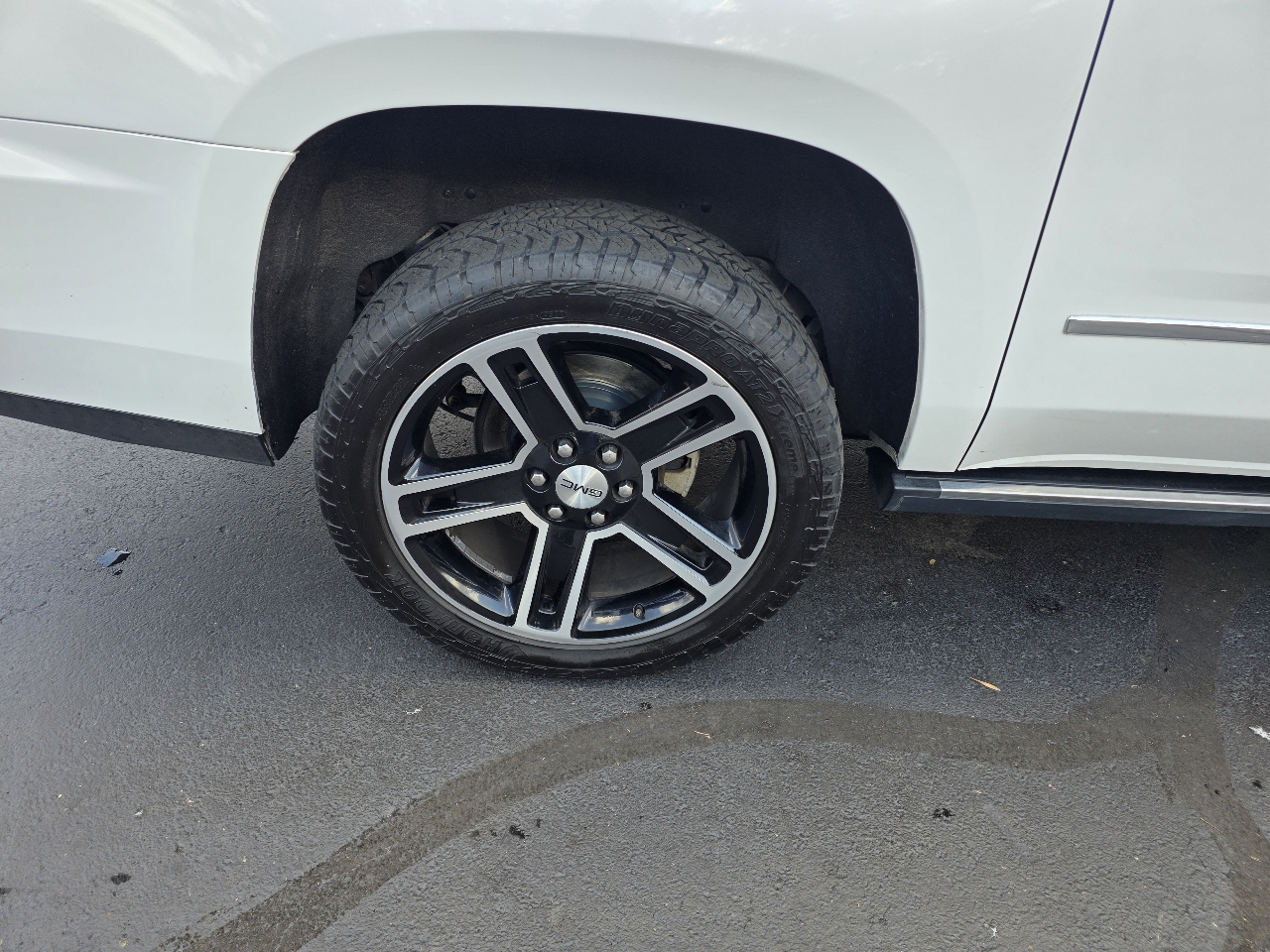 GMC Yukon XL 4WD 4dr Denali 2018 GMC Yukon XL 4WD 4dr Denali 2018