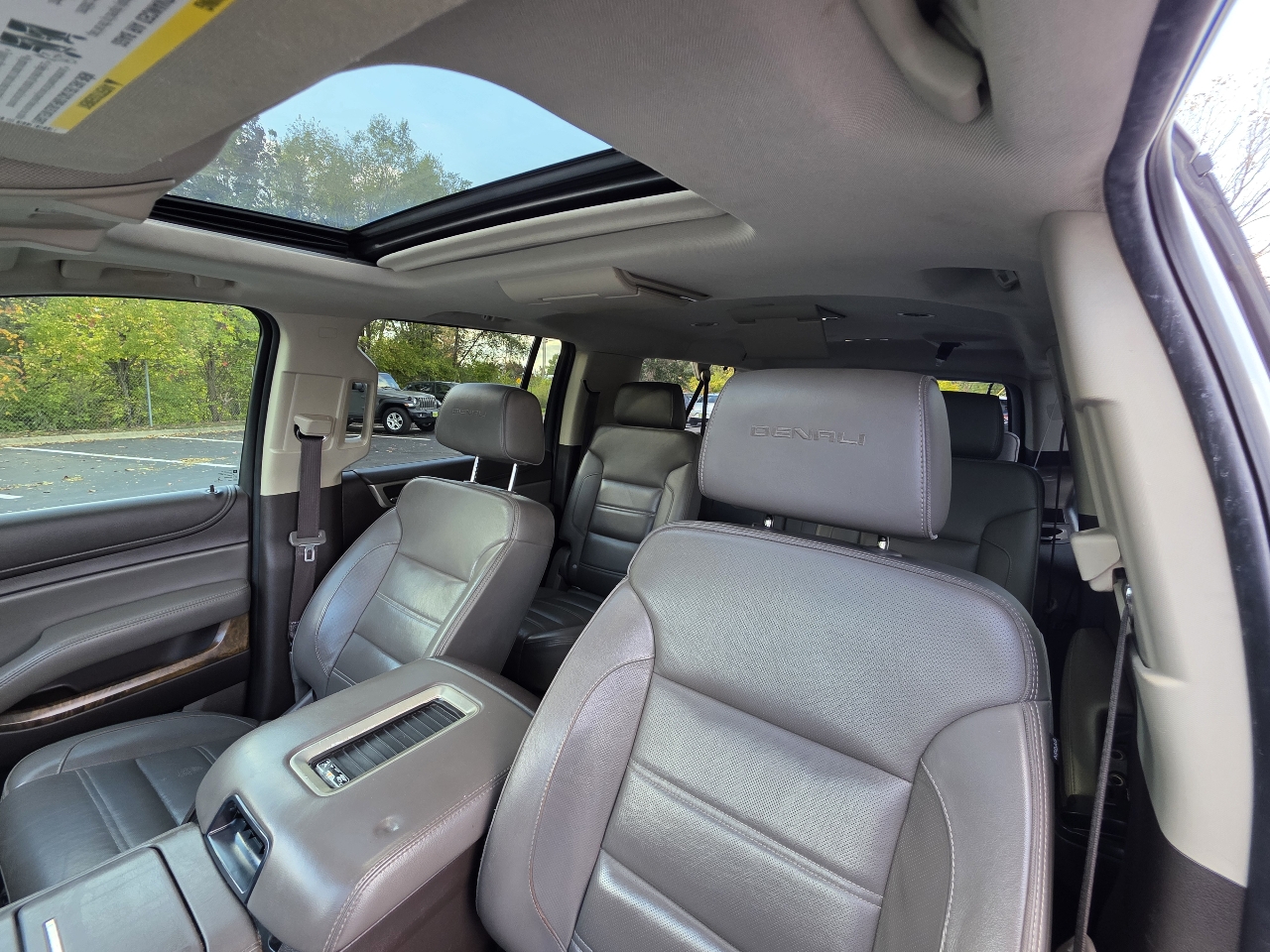 GMC Yukon XL 4WD 4dr Denali 2018 GMC Yukon XL 4WD 4dr Denali 2018