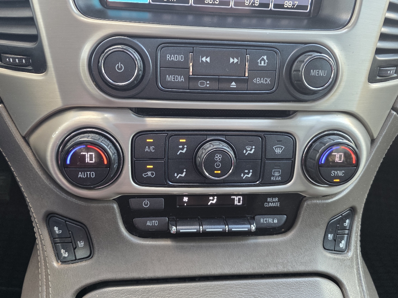GMC Yukon XL 4WD 4dr Denali 2018 GMC Yukon XL 4WD 4dr Denali 2018