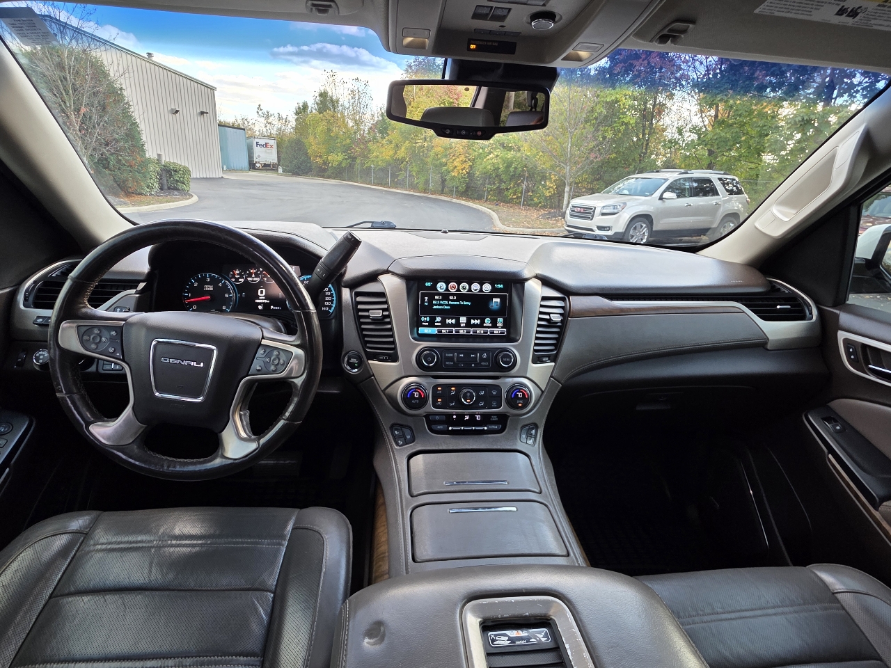 GMC Yukon XL 4WD 4dr Denali 2018 GMC Yukon XL 4WD 4dr Denali 2018