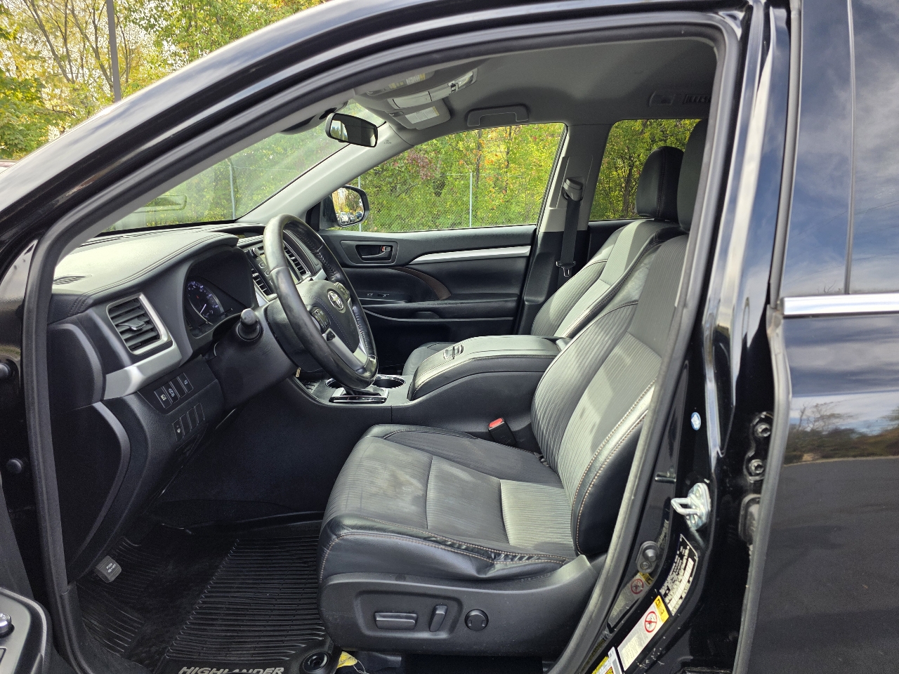 Toyota Highlander LE V6 AWD (Natl) 2017 Toyota Highlander LE V6 AWD (Natl) 2017
