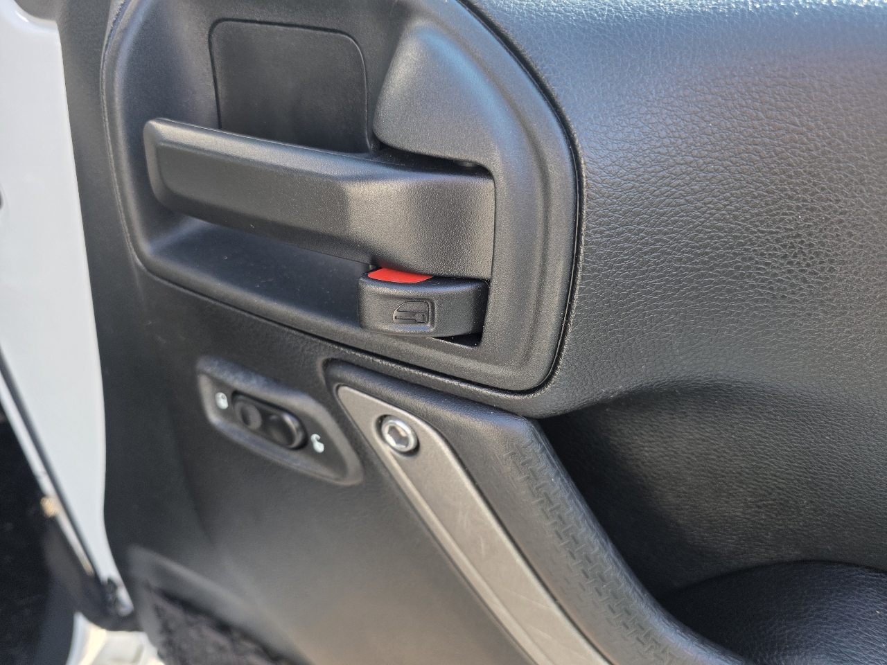 Jeep Wrangler Unlimited Willys Wheeler 4x4 2017 Jeep Wrangler Unlimited Willys Wheeler 4x4 2017