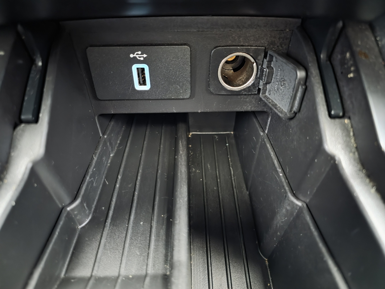 Ford Explorer Platinum 4WD 2018 Ford Explorer Platinum 4WD 2018