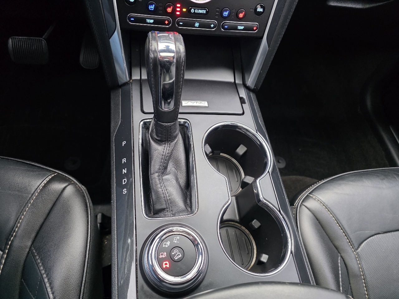 Ford Explorer Platinum 4WD 2018 Ford Explorer Platinum 4WD 2018