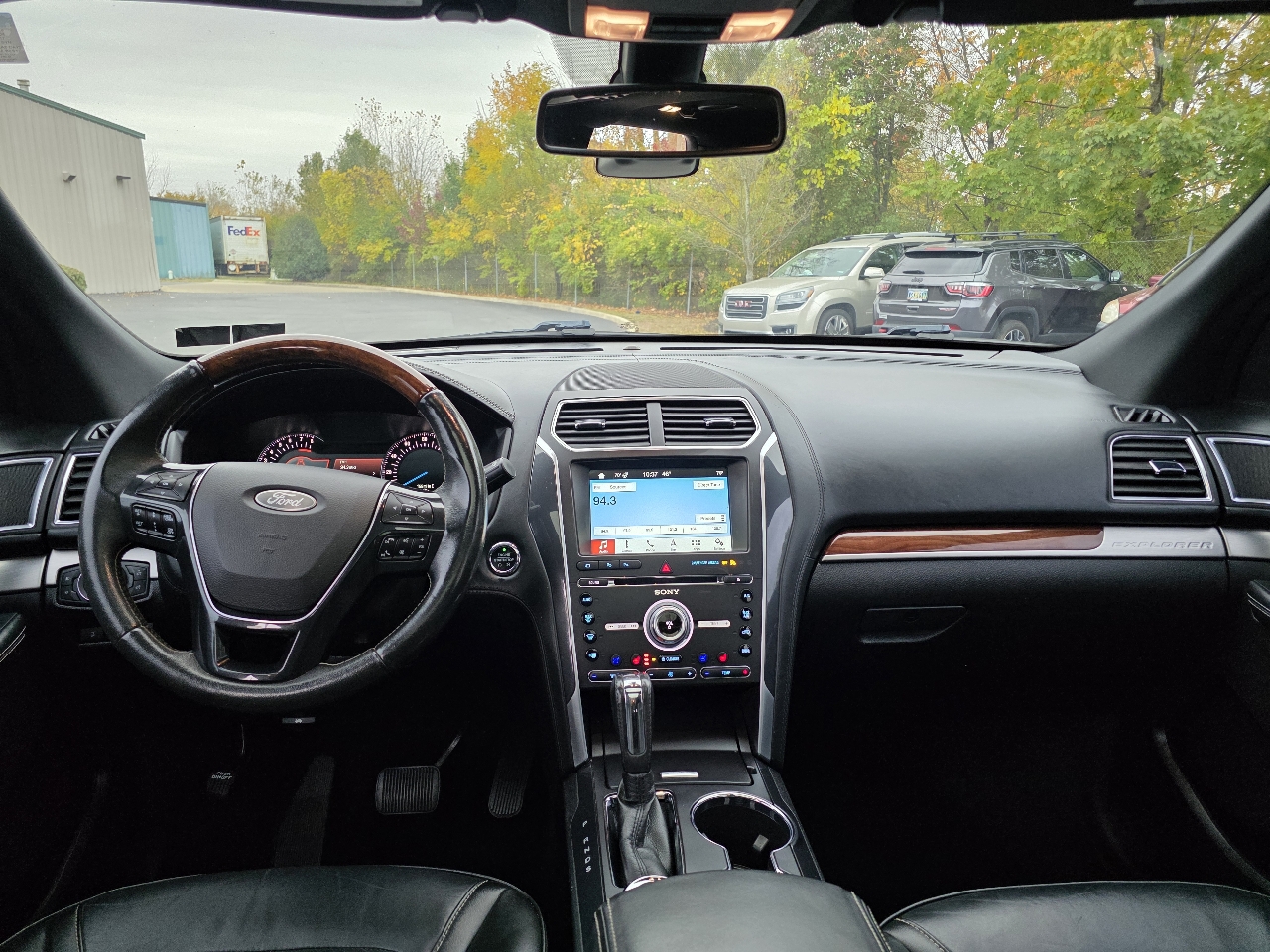 Ford Explorer Platinum 4WD 2018 Ford Explorer Platinum 4WD 2018