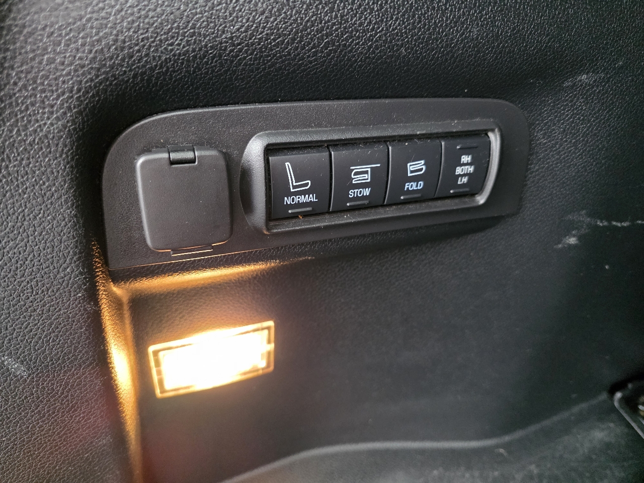 Ford Explorer Platinum 4WD 2018 Ford Explorer Platinum 4WD 2018