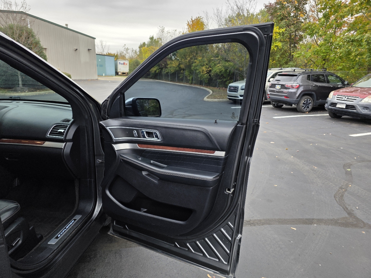 Ford Explorer Platinum 4WD 2018 Ford Explorer Platinum 4WD 2018