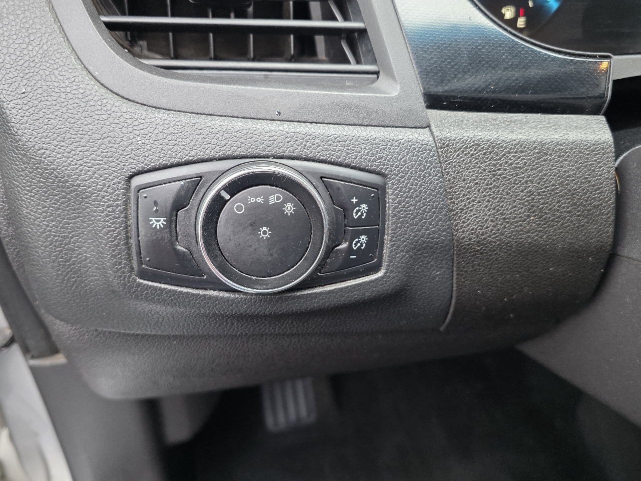 Ford Edge 4dr SE FWD 2014 Ford Edge 4dr SE FWD 2014