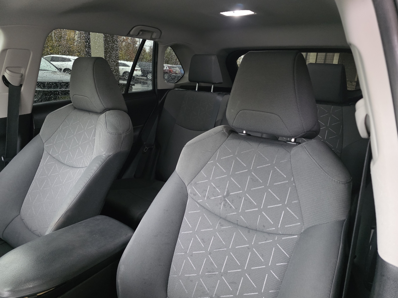 Toyota RAV4 XLE FWD (Natl) 2021 Toyota RAV4 XLE FWD (Natl) 2021