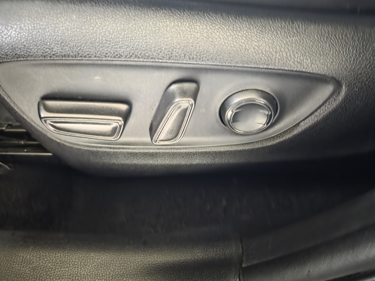 Toyota RAV4 XLE FWD (Natl) 2021 Toyota RAV4 XLE FWD (Natl) 2021