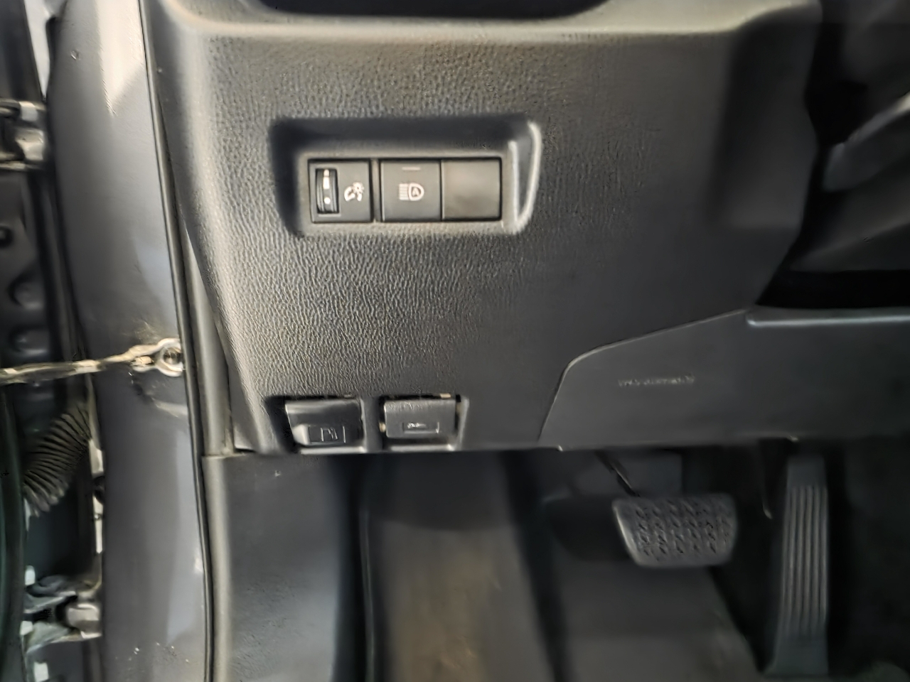 Toyota RAV4 XLE FWD (Natl) 2021 Toyota RAV4 XLE FWD (Natl) 2021