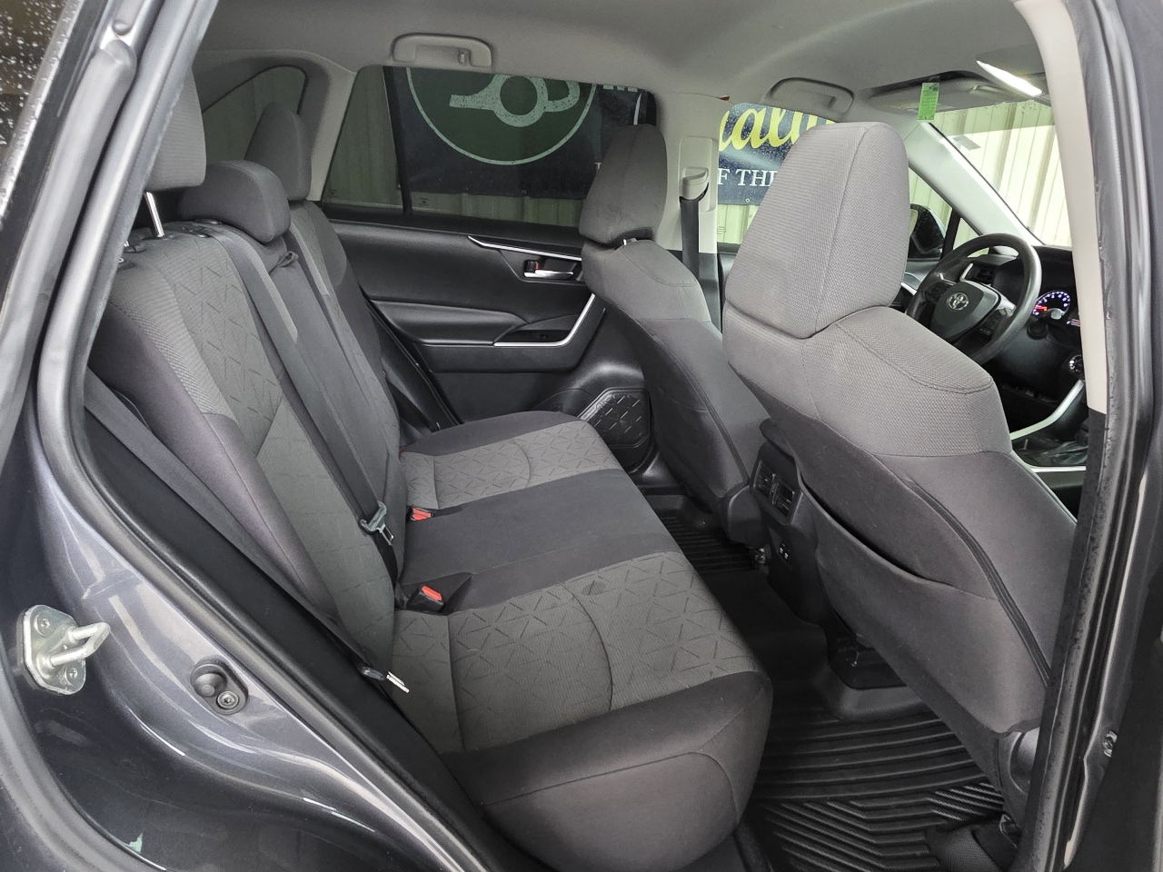 Toyota RAV4 XLE FWD (Natl) 2021 Toyota RAV4 XLE FWD (Natl) 2021