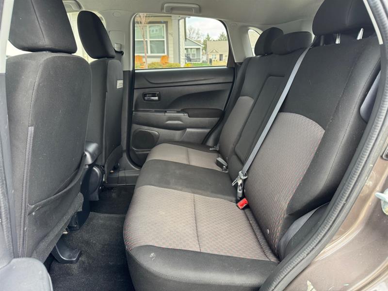 Mitsubishi Outlander Sport 2.0 ES 4WD CVT 2017