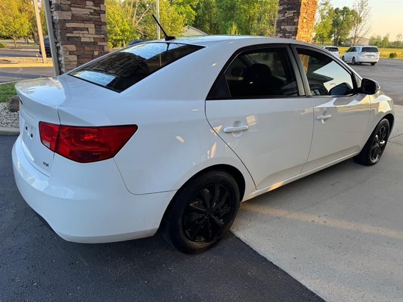 Kia Forte EX 2010
