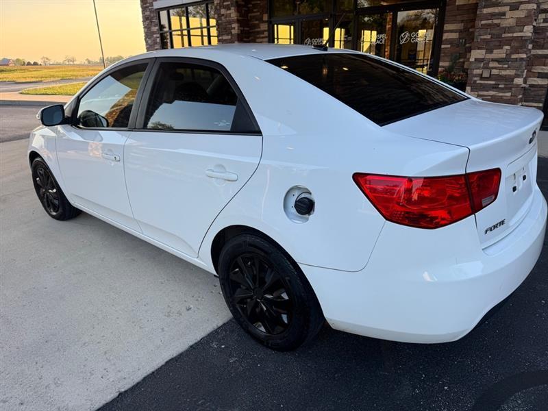 Kia Forte EX 2010