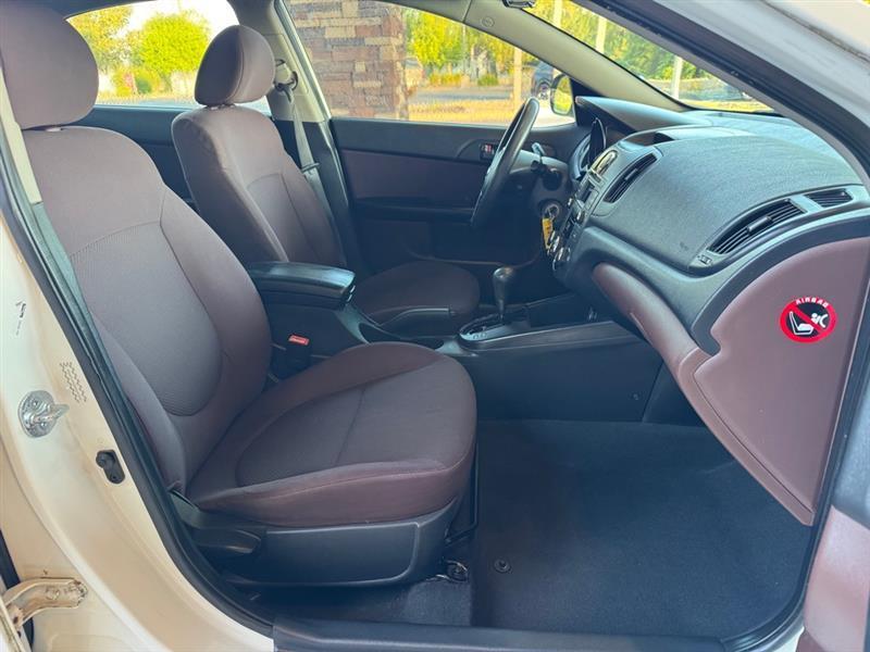 Kia Forte EX 2010