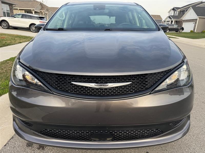 Chrysler Voyager LX 2023