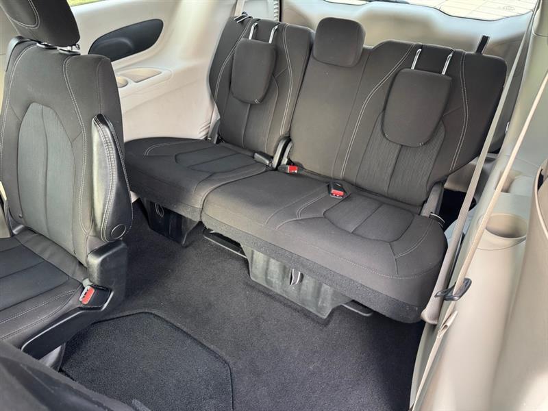 Chrysler Voyager LX 2023