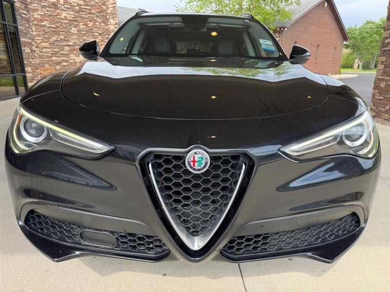 Alfa Romeo Stelvio Sport 2018