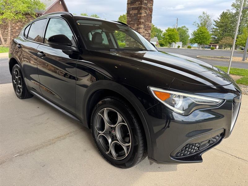 Alfa Romeo Stelvio Sport 2018