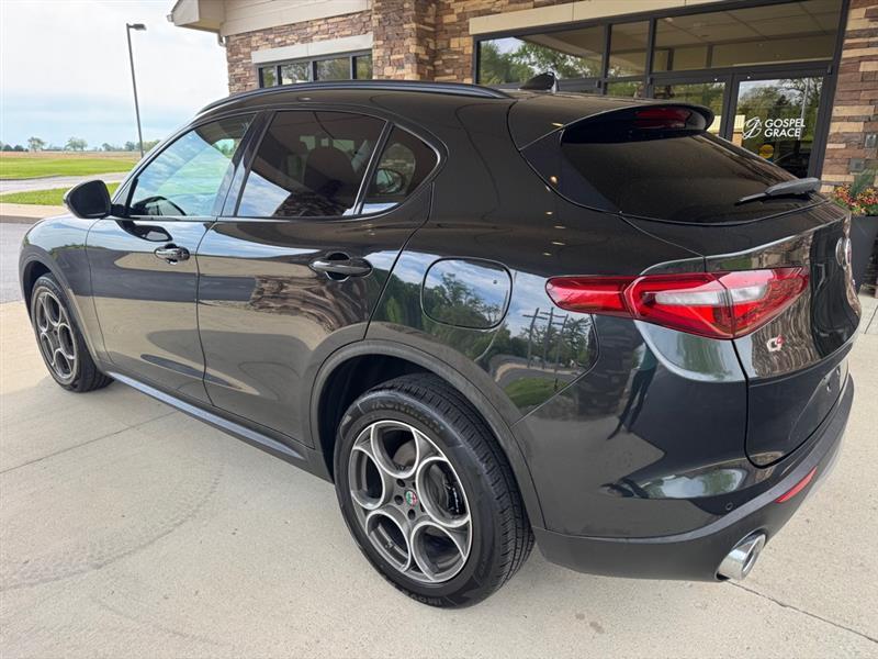 Alfa Romeo Stelvio Sport 2018