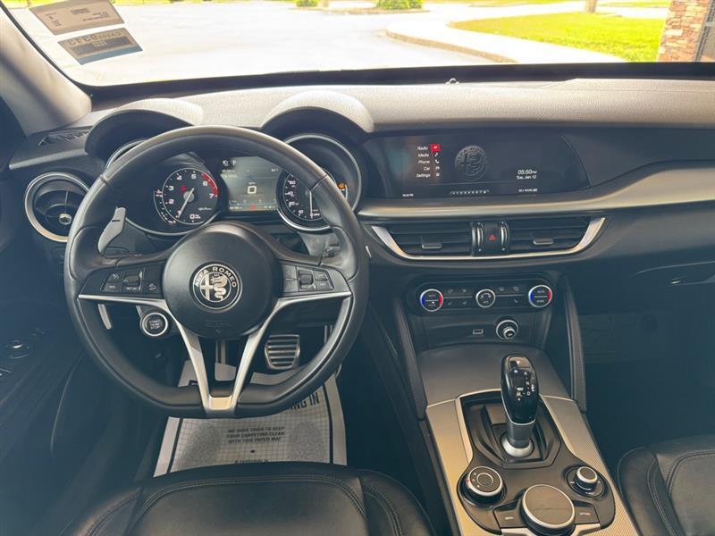 Alfa Romeo Stelvio Sport 2018