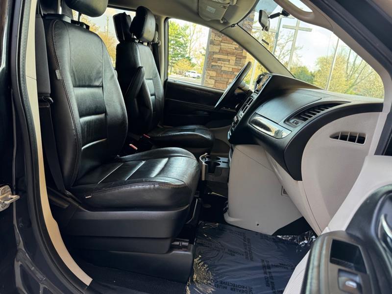 Dodge Grand Caravan Mainstreet 2011