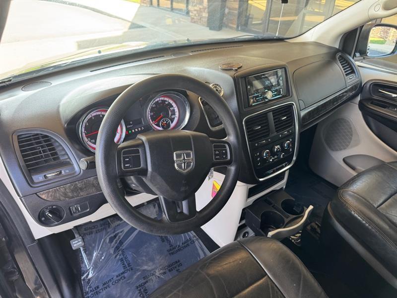 Dodge Grand Caravan Mainstreet 2011