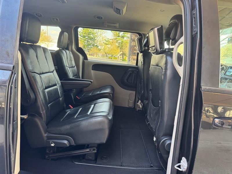 Dodge Grand Caravan Mainstreet 2011