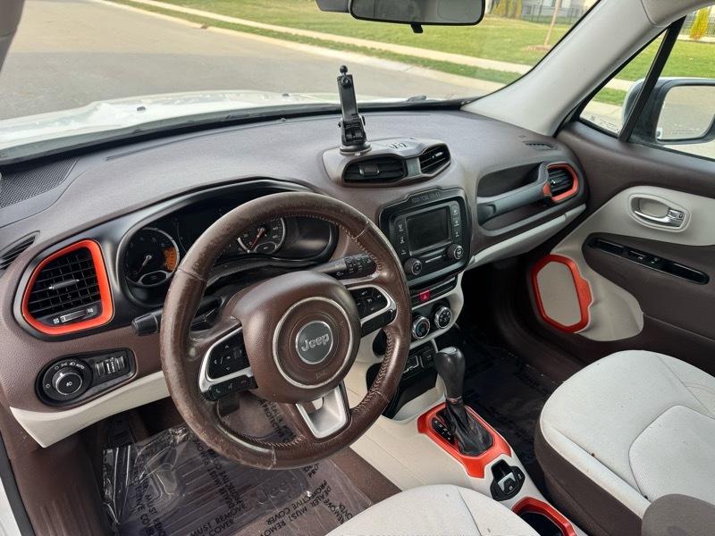 Jeep Renegade Latitude FWD 2015