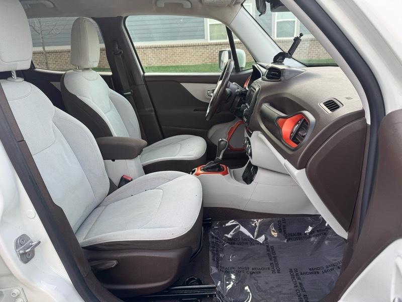 Jeep Renegade Latitude FWD 2015