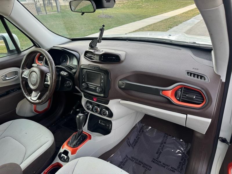 Jeep Renegade Latitude FWD 2015