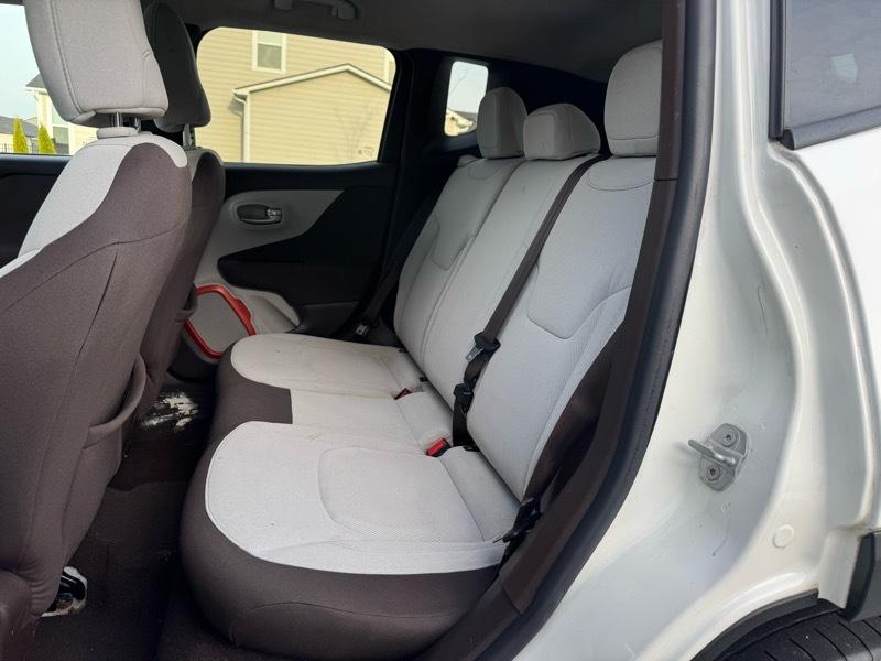 Jeep Renegade Latitude FWD 2015
