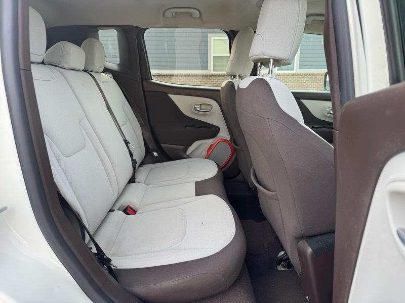 Jeep Renegade Latitude FWD 2015