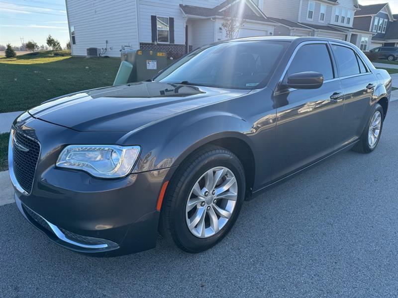 Chrysler 300 Limited RWD 2016