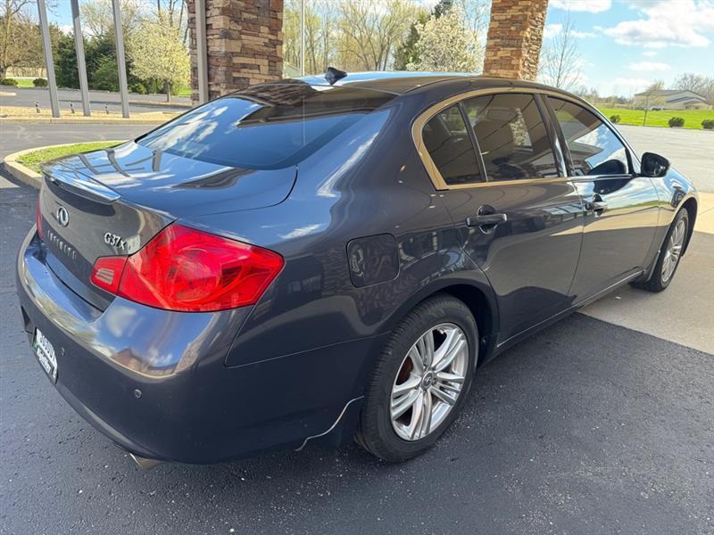 Infiniti G Sedan G37x AWD 2011