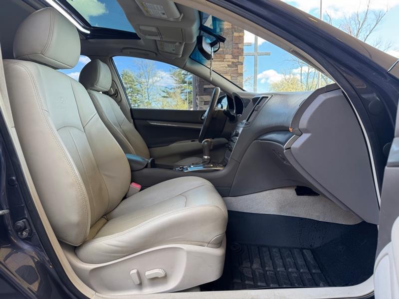 Infiniti G Sedan G37x AWD 2011