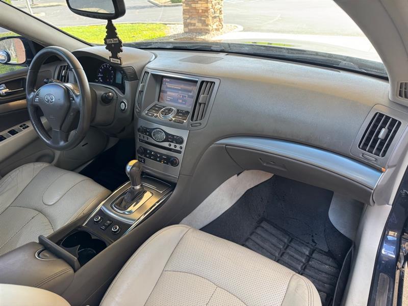 Infiniti G Sedan G37x AWD 2011