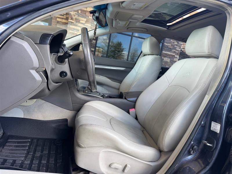 Infiniti G Sedan G37x AWD 2011
