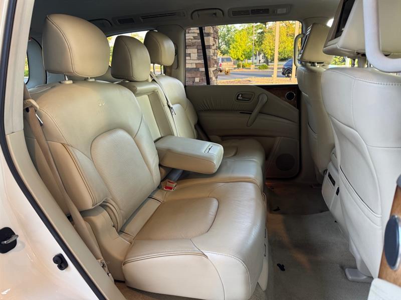 Infiniti QX56 4WD 2013