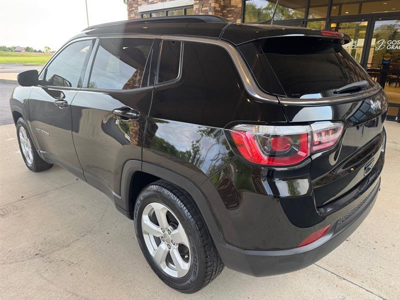 Jeep Compass Latitude FWD 2018