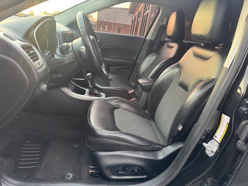 Jeep Compass Latitude FWD 2018