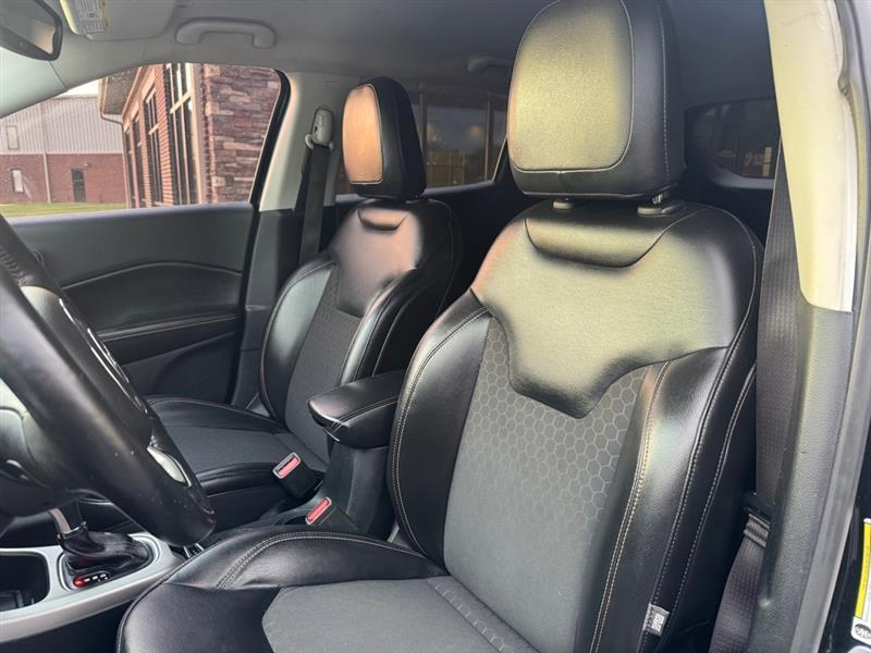 Jeep Compass Latitude FWD 2018