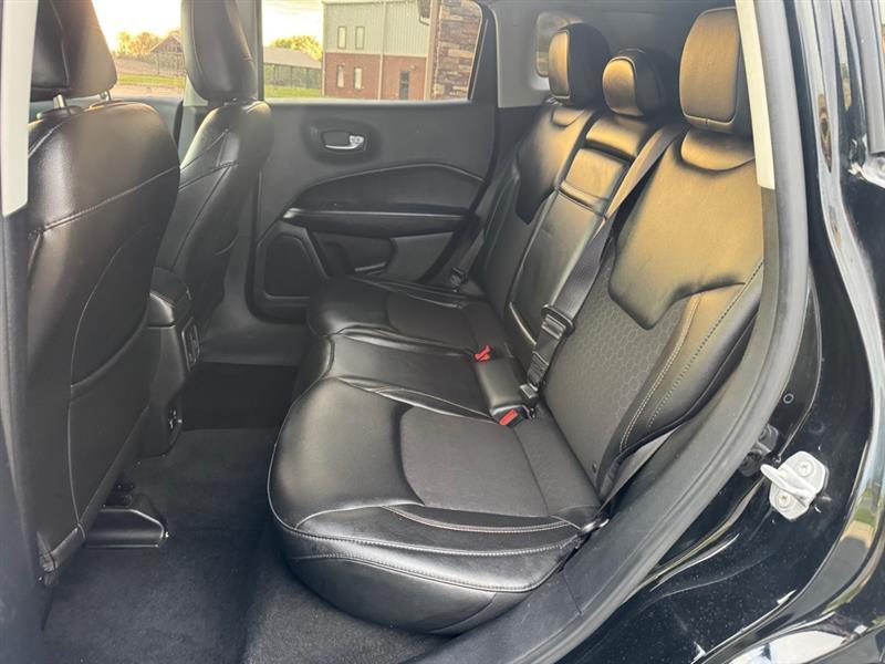 Jeep Compass Latitude FWD 2018