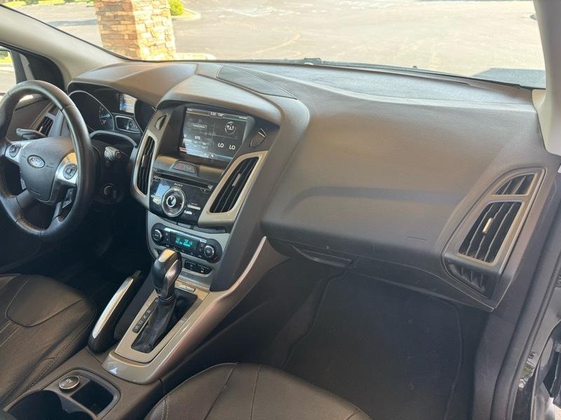 Ford Focus SEL 2012