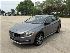 2016 Volvo V60 Cross Country 