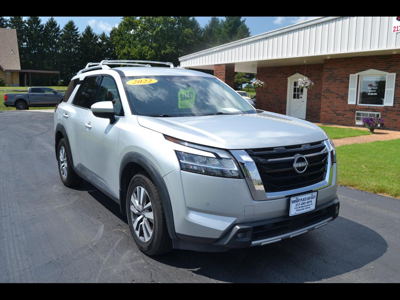 2022 Nissan Pathfinder SL 4WD