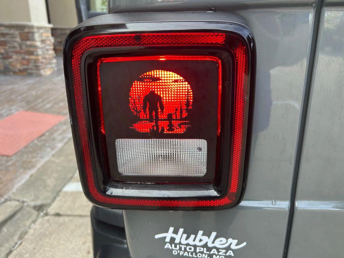 Jeep Wrangler Unlimited Sahara 2021