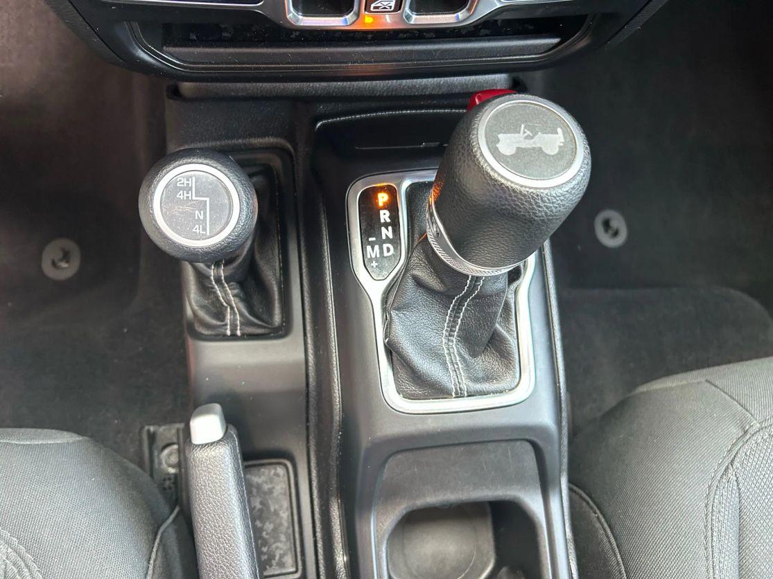 Jeep Wrangler Unlimited Sahara 2021