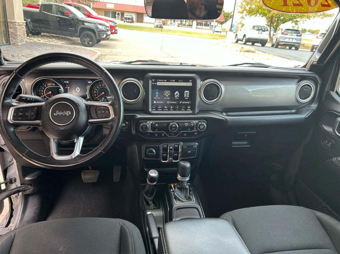 Jeep Wrangler Unlimited Sahara 2021